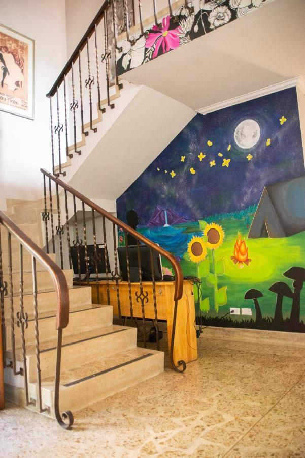 Ivy Hostel Medellin Luaran gambar